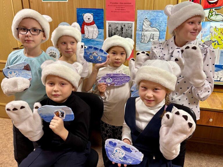 «Медвежата» из Амдермы передают привет!