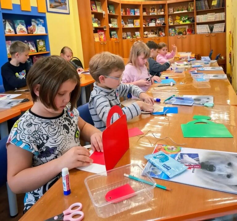 Первоклассники, Фритьоф Нансен и чемоданы из картона